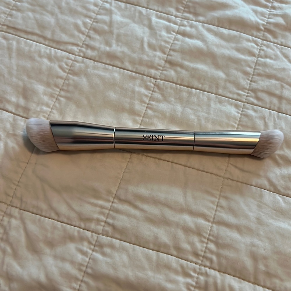 Seint buff brush